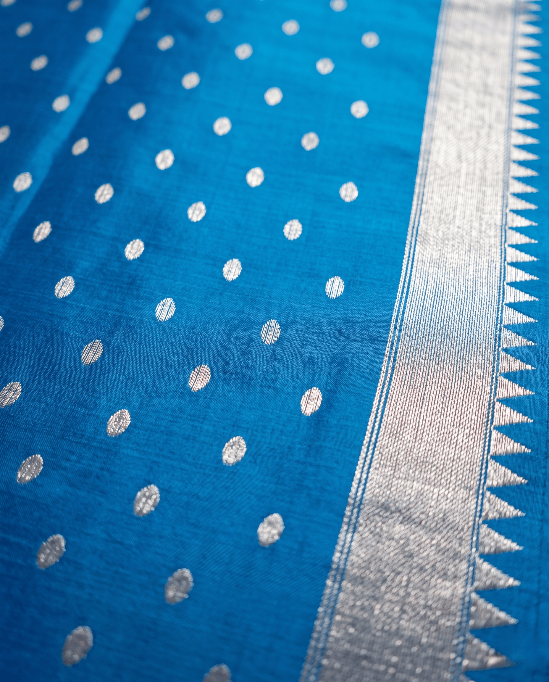 mahsilk closeup